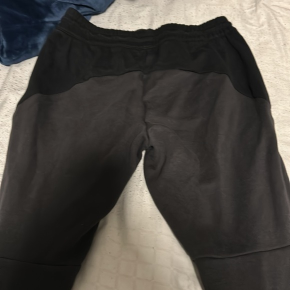 Adidas Juventus Joggers - Picture 3 of 6